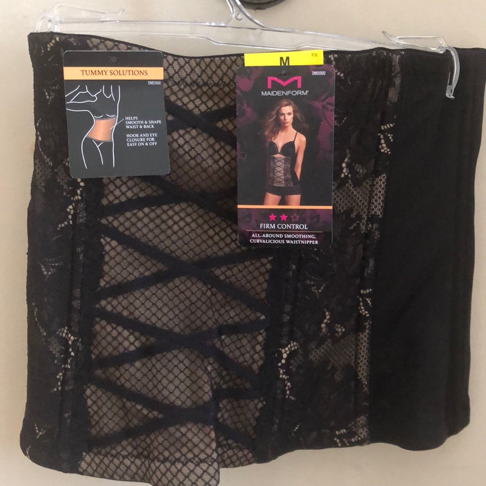 Maidenform firm control light holding abdominal waist shaper